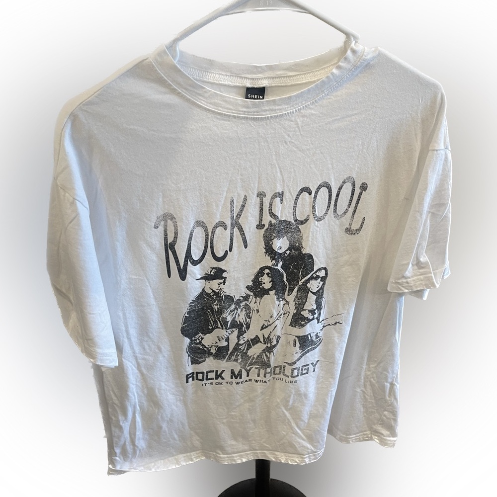 Vintage Vibe Rock Tee by SHEIN XS